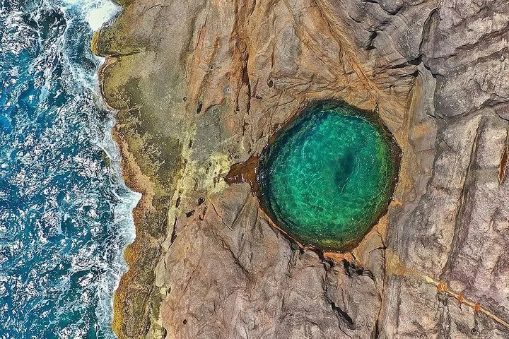 بركة الصخر: مشيٌ إلى جوهرةٍ مخفية — صورة ٣